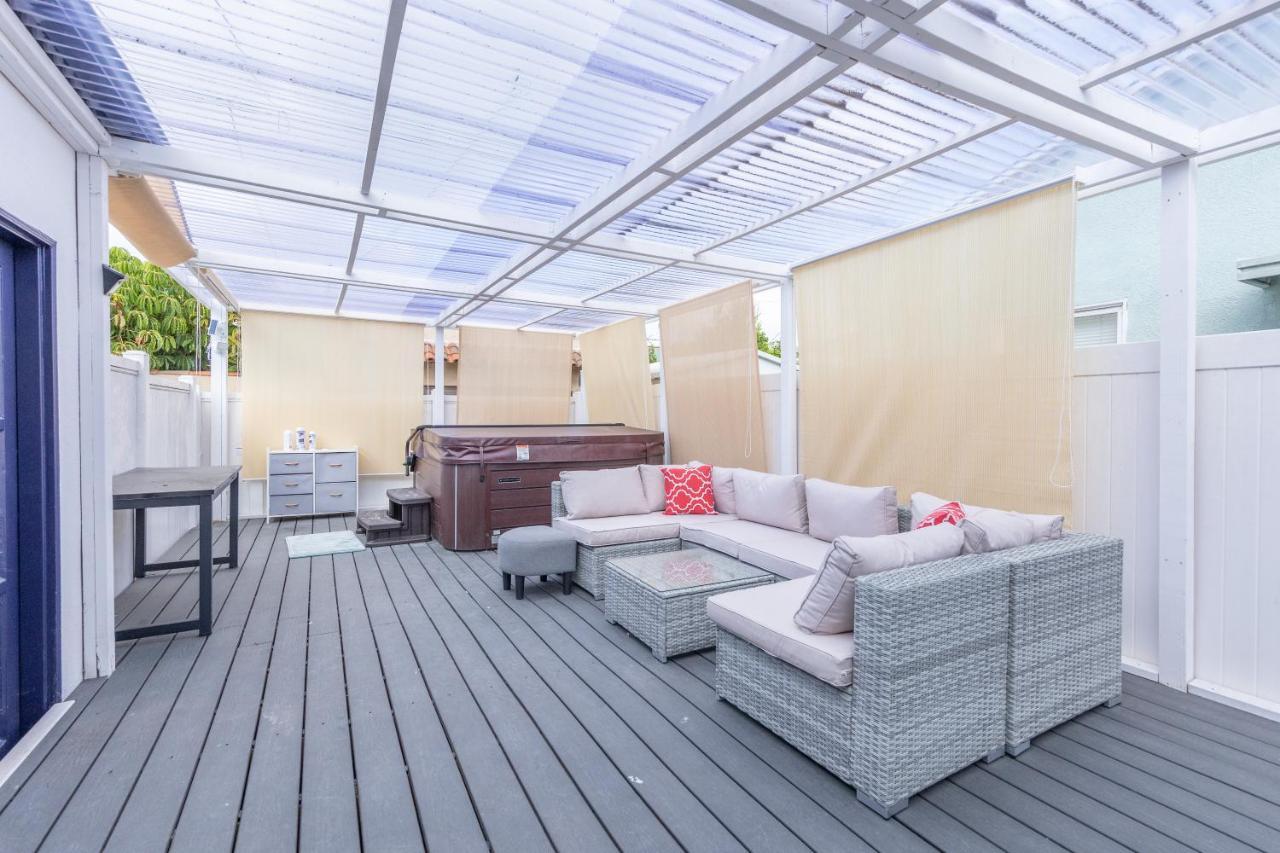 Luxury Villa With Hot Tub! Walk To Beach & Bars لونغ بيتش، كاليفورنيا المظهر الخارجي الصورة